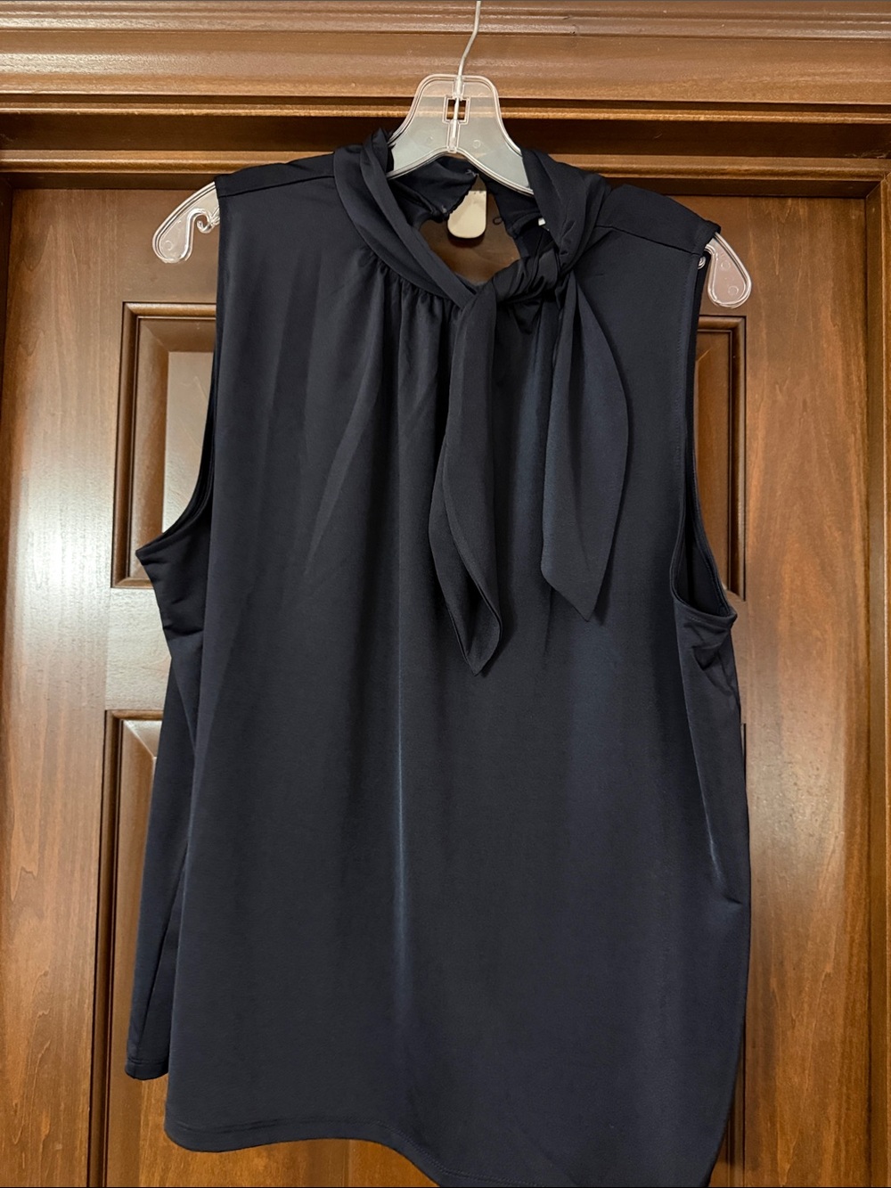 Ann Taylor Black Sleeveless Tie-Neck Blouse Midnight Navy